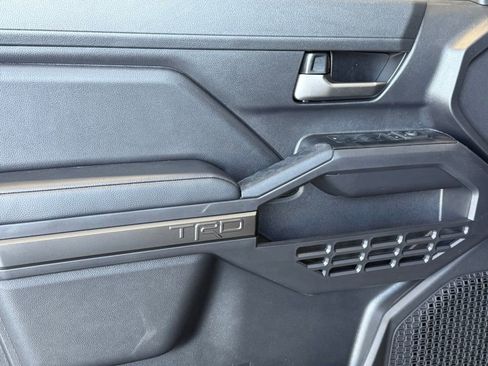 New 2026 Toyota Tacoma TRD Off-Road AWD/4WD image 15