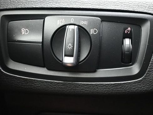 Used 2022 BMW X2 sDrive28i w/ Convenience Package FWD image 24