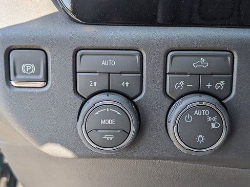 New 2026 Chevrolet Silverado 1500 LT AWD/4WD image 24