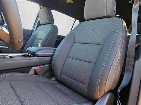 New 2026 Chevrolet Traverse LT w/ LPO, Floor Liner Package image 4