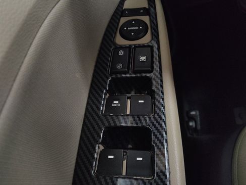 Used 2017 Hyundai Elantra Value Edition image 27