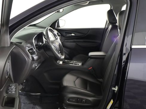 Used 2020 Chevrolet Equinox Premier image 23
