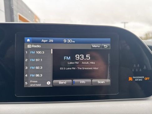 Used 2020 Hyundai Palisade SEL w/ Premium Package AWD/4WD image 19