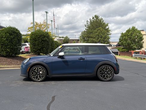 Used 2025 MINI Cooper S FWD image 12