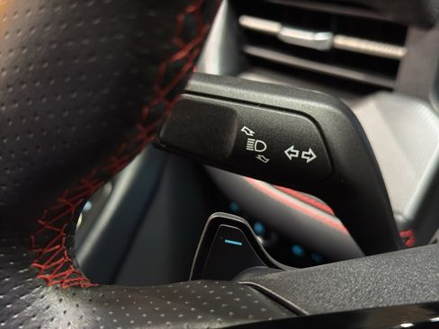 Used 2025 Ford Explorer ST image 26