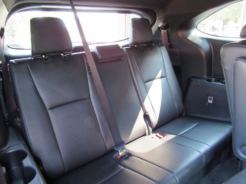 Used 2024 Toyota Highlander XSE FWD image 40