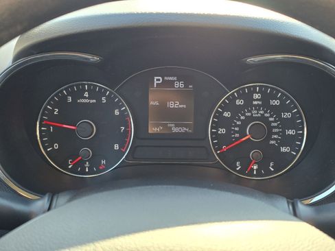 Used 2017 Kia Forte LX image 18