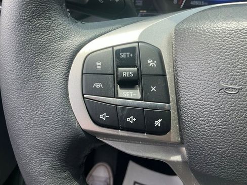 Certified 2023 Ford Explorer XLT w/ Equipment Group 202A RWD image 42