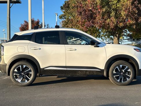 New 2026 Nissan Kicks SV w/ Cold Weather Package AWD/4WD image 3