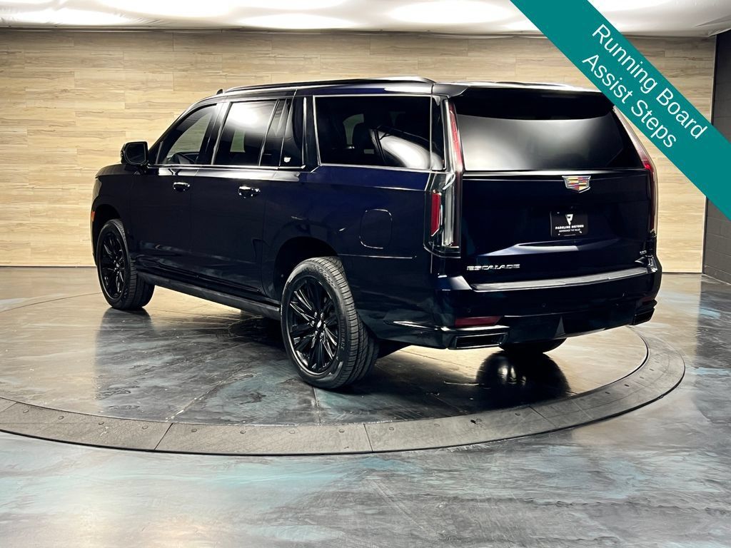 Used 2024 Cadillac Escalade ESV Sport w/ Touring Package AWD/4WD image 17
