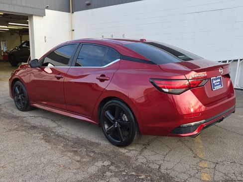 Used 2024 Nissan Sentra SR w/ SR Premium Package FWD image 3