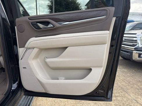 Used 2021 GMC Yukon XL Denali w/ Denali Ultimate Package image 25
