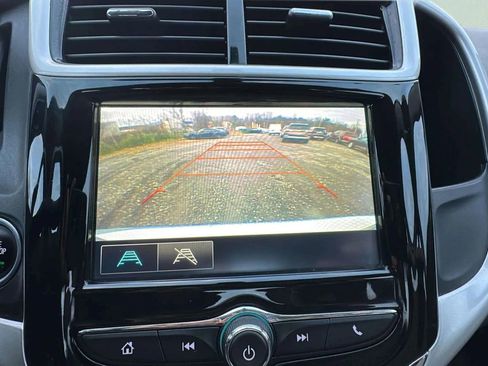 Used 2017 Chevrolet Sonic Premier image 25