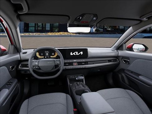 New 2025 Kia K4 LXS image 14