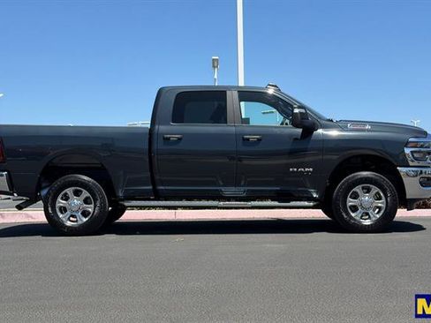 Used 2025 RAM 2500 Big Horn AWD/4WD image 3