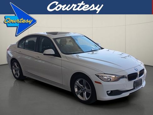 Used 2015 BMW 320i xDrive Sedan AWD/4WD image 1
