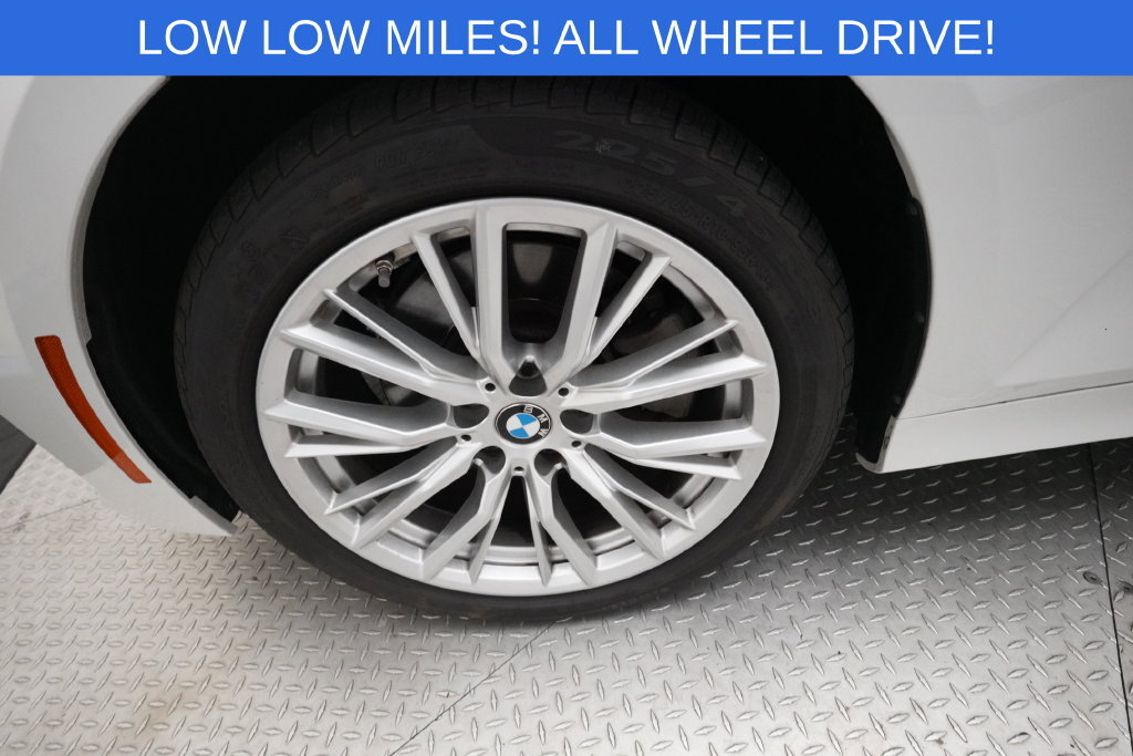 Used 2024 BMW 330i xDrive Sedan AWD/4WD image 26