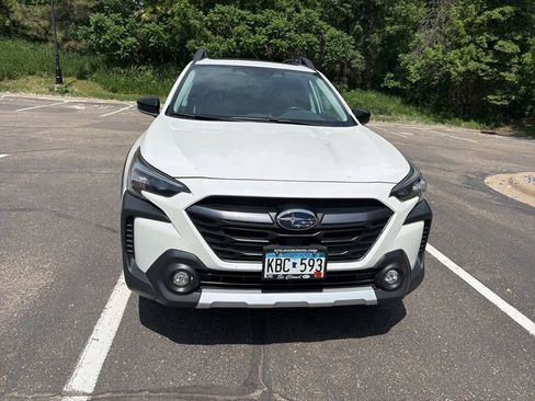 Used 2023 Subaru Outback Limited AWD/4WD image 8