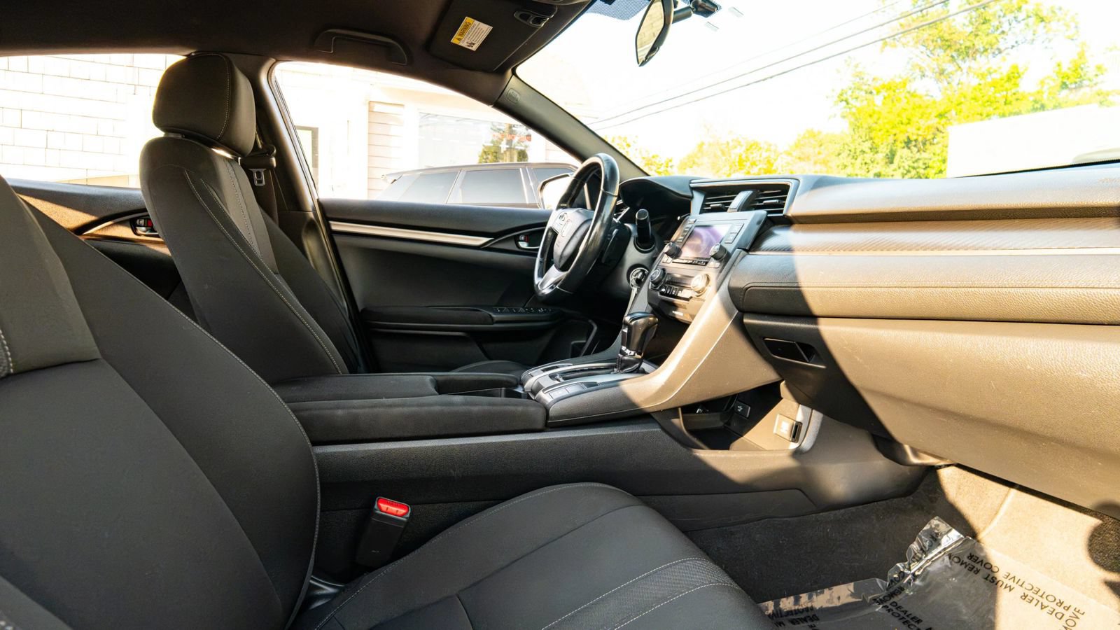 Used 2018 Honda Civic Sport image 12