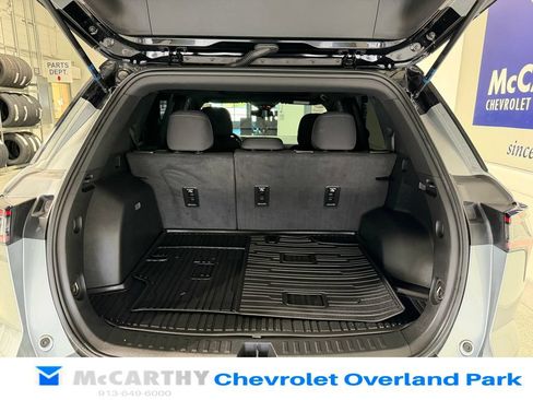 Used 2025 Chevrolet Equinox LT FWD image 27