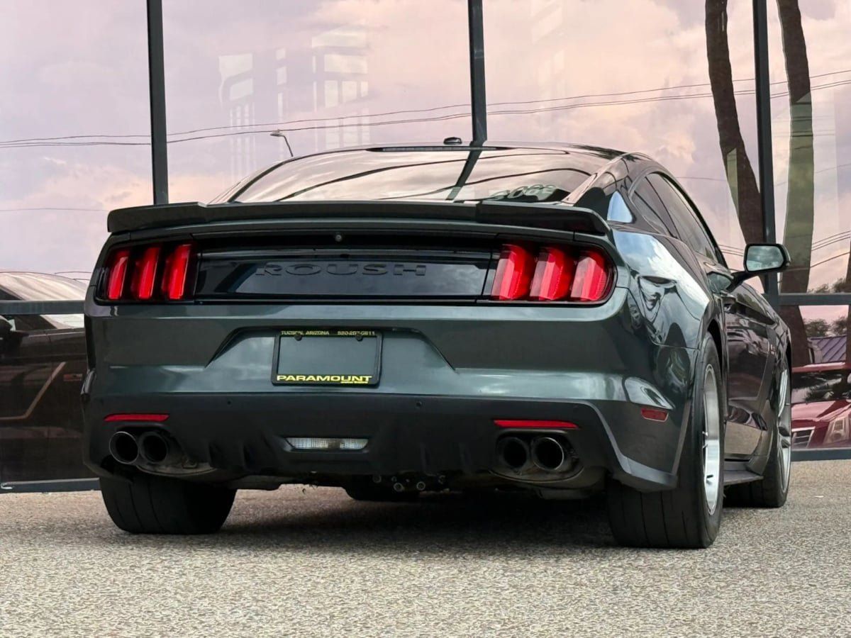Used 2016 Ford Mustang GT Premium w/ Equipment Group 401A RWD image 11
