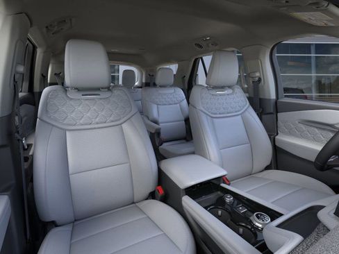 New 2026 Ford Explorer Platinum w/ LUX Leather Package AWD/4WD image 10