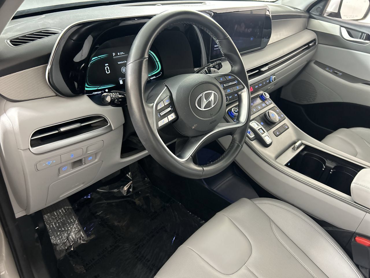 Used 2025 Hyundai Palisade SEL FWD image 12