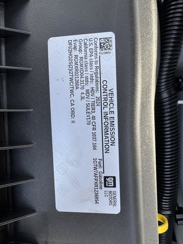 Used 2024 GMC Savana 2500 w/ Driver Convenience Package RWD image 41