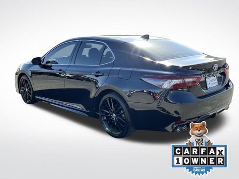 Used 2022 Toyota Camry XSE image 6