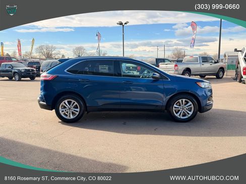 Used 2020 Ford Edge SEL w/ Cold Weather Package AWD/4WD image 4