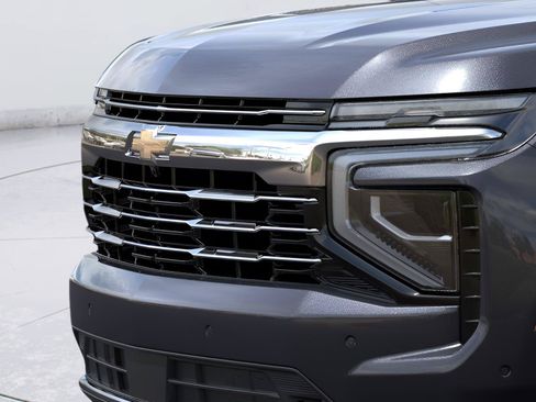 New 2026 Chevrolet Suburban LT w/ Comfort Package AWD/4WD image 13