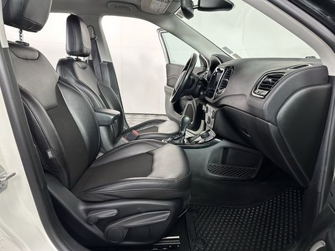 Used 2021 Jeep Compass Altitude image 26