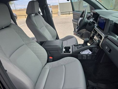 Used 2025 Toyota Tacoma SR5 image 10