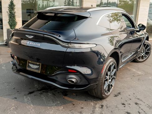 Used 2021 Aston Martin DBX image 50