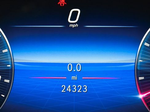 Used 2025 Mercedes-Benz GLE 53 AMG 4MATIC image 24