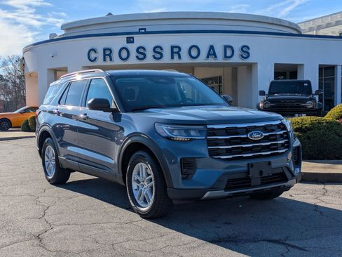 New 2026 Ford Explorer Active image 1