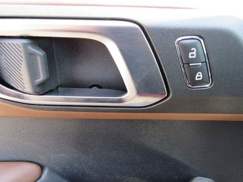 Used 2022 Ford Bronco Outer Banks AWD/4WD image 9