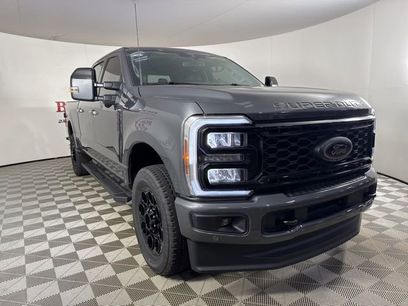 New 2026 Ford F350 Lariat w/ Black Appearance Package