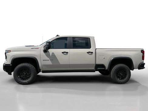 New 2026 Chevrolet Silverado 2500 ZR2 AWD/4WD image 2