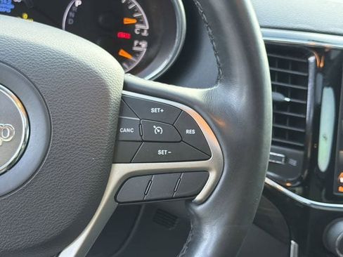 Used 2019 Jeep Grand Cherokee Altitude AWD/4WD image 26