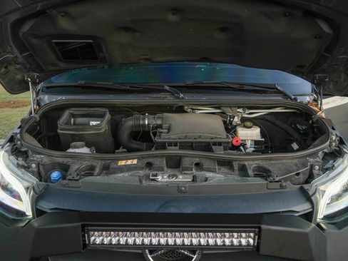 Used 2022 Mercedes-Benz Sprinter 2500 image 17