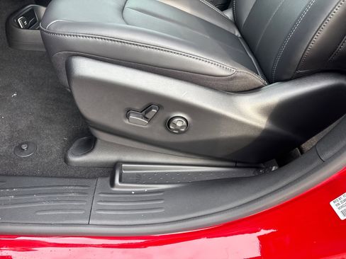 New 2026 Chrysler Pacifica Select image 18