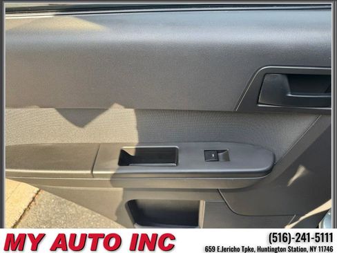 Used 2012 Ford Escape XLT image 33