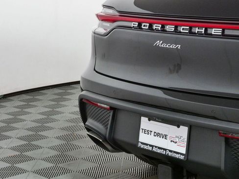 New 2026 Porsche Macan Turbo AWD/4WD image 38