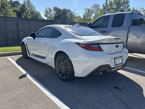 Used 2023 Subaru BRZ Limited w/ Popular Package #1 RWD image 4