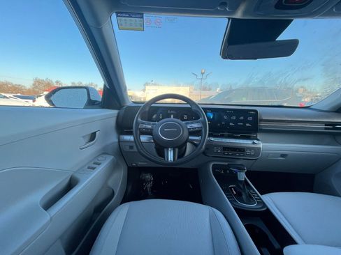 Used 2025 Hyundai Kona SEL image 34