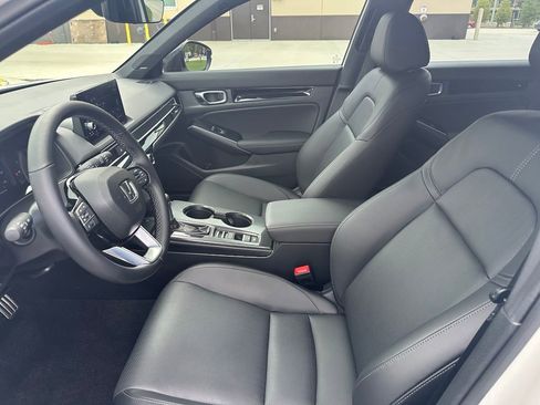 Used 2026 Honda Civic Sport Touring image 6