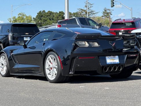 Used 2018 Chevrolet Corvette Z06 RWD image 7