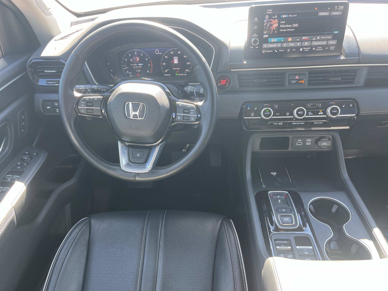 Used 2023 Honda Pilot Elite image 12