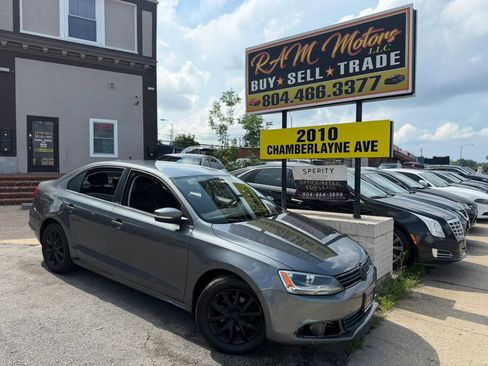 Used 2013 Volkswagen Jetta SE FWD image 27